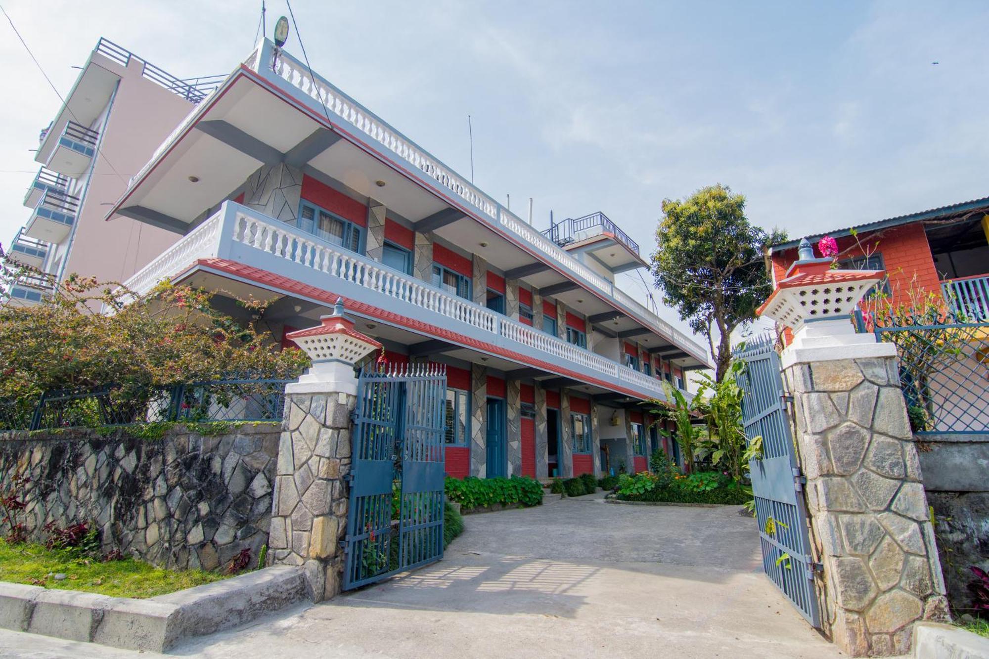 Hotel Mountain View - Lakeside Pokhara Exterior photo